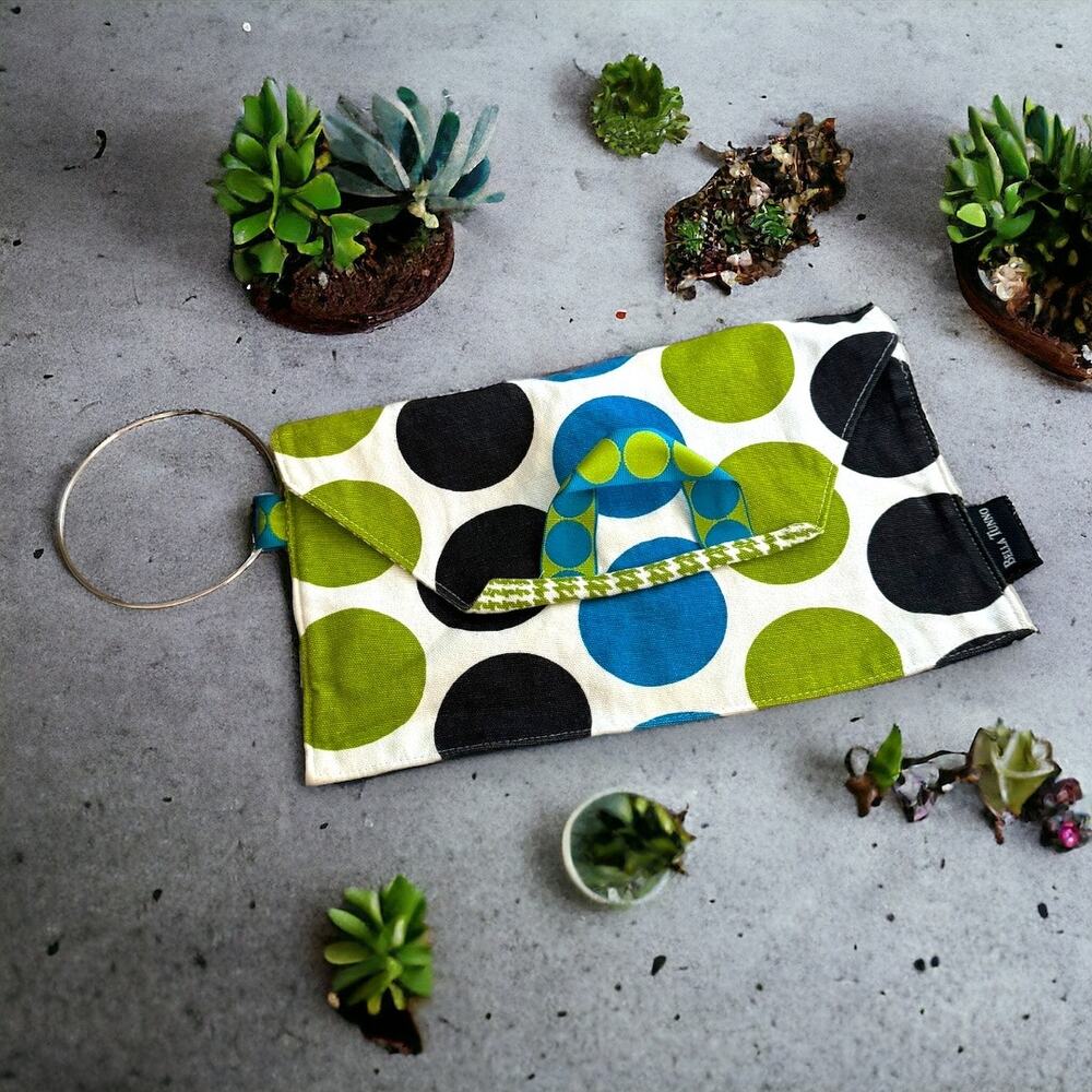 5/$35    Bella Tunno Oopsie Ditty Survival Sack Wristlet‎ Bag Holds Wipes Diaper